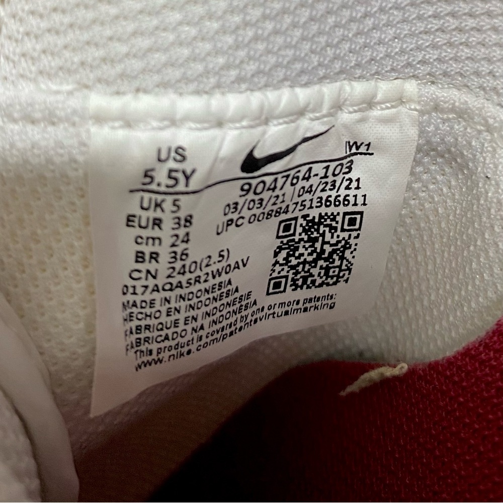 Nike Classic Cortez Forrest Gump Shoes - Picture 4 of 13